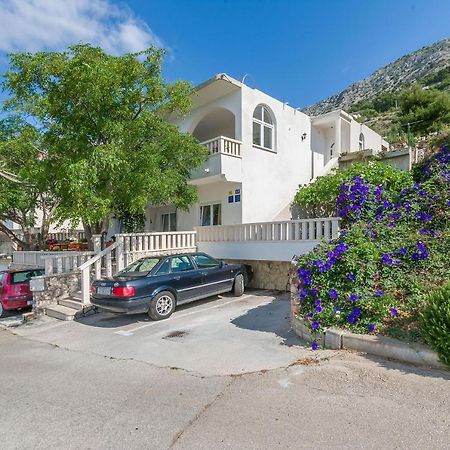 Apartments Zdenka أوميس المظهر الخارجي الصورة